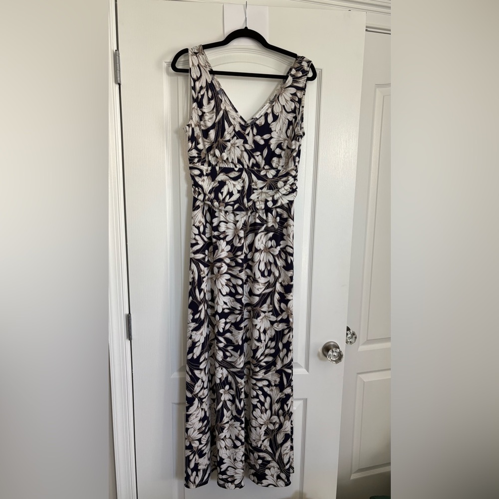 London Times Navy and White Floral Dress